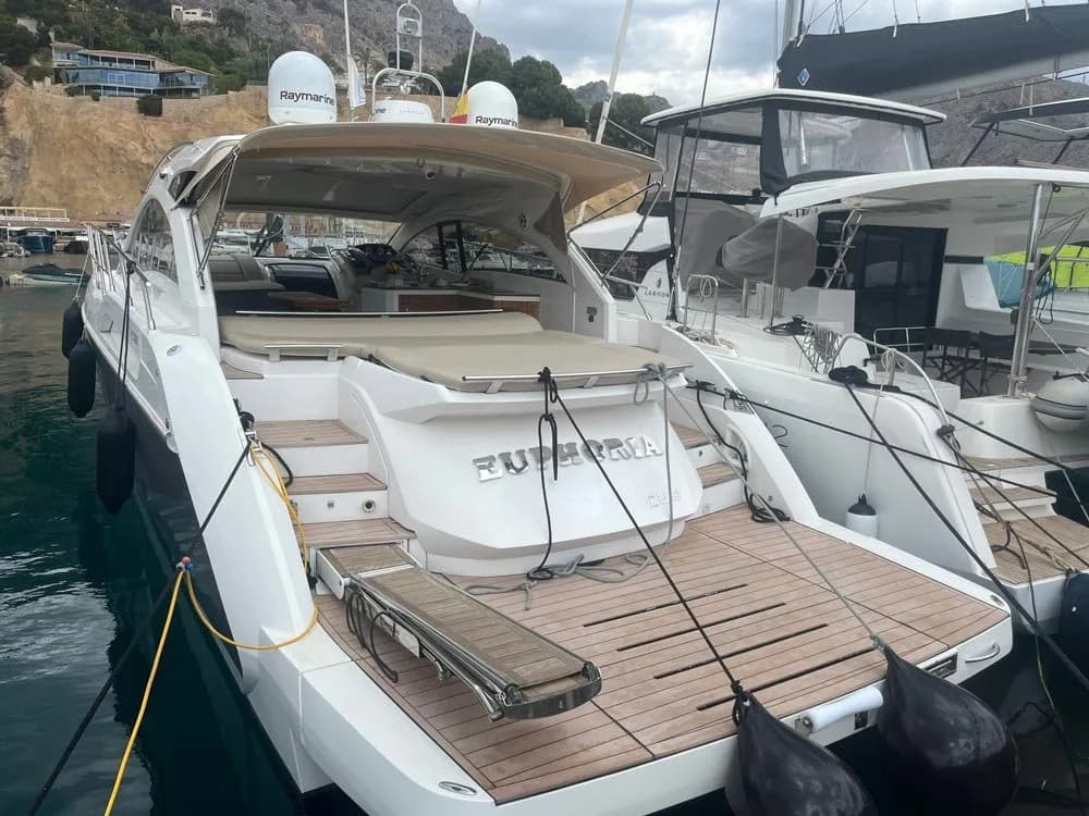 Sessa C48 en Altea — vista exterior